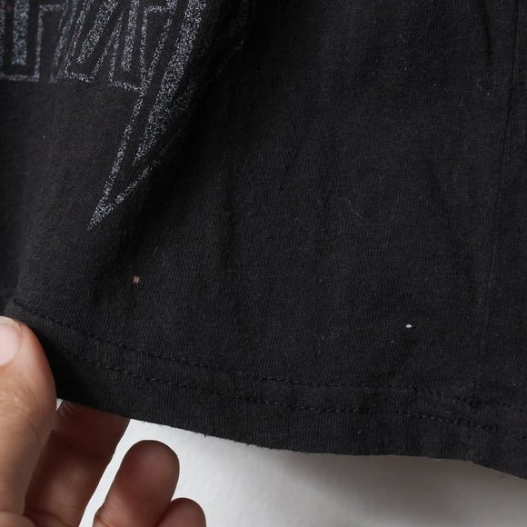 Def Leppard Shirt Mens Medium Black Band Tee w/ Holes - Picture 4 of 7